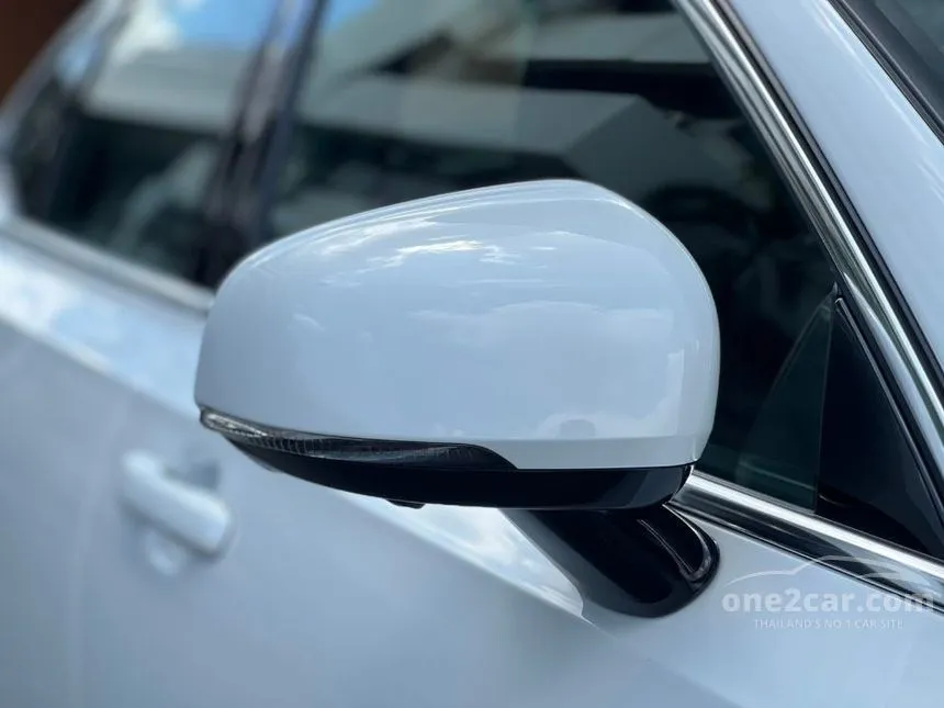 2024 Volvo S90 Recharge Ultimate T8 Sedan