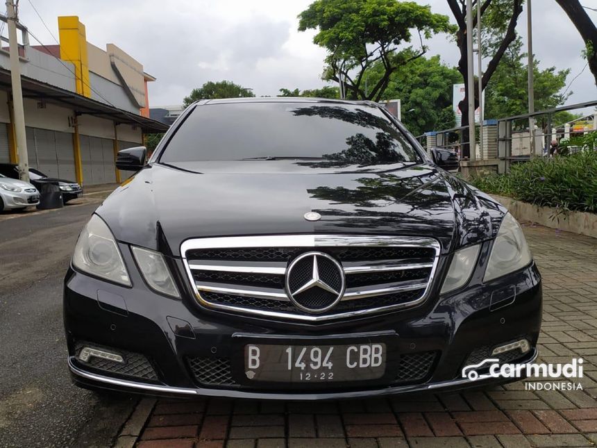 2009 Mercedes-Benz E300 Avantgarde AMG Sedan