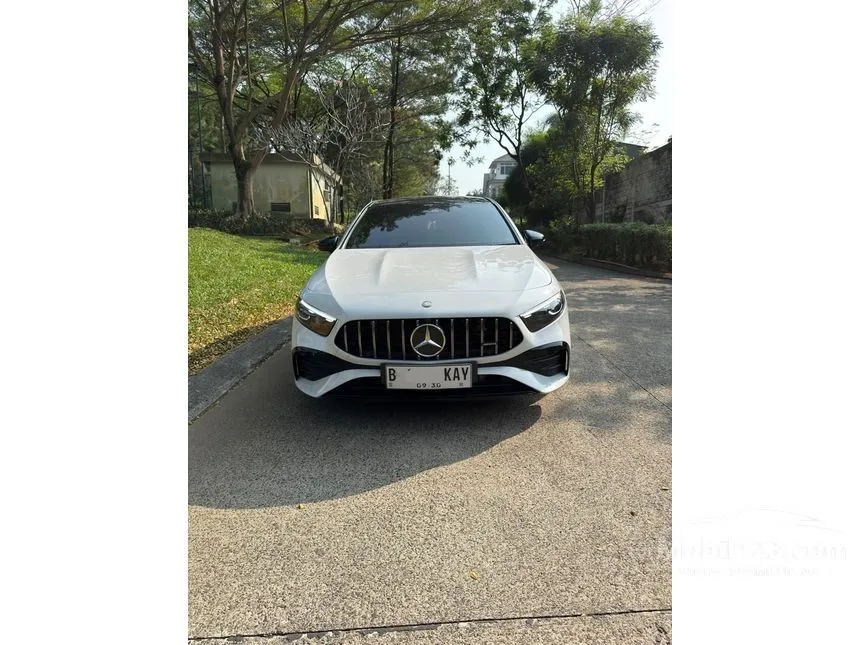 2025 Mercedes-Benz AMG A35 4MATIC Sedan