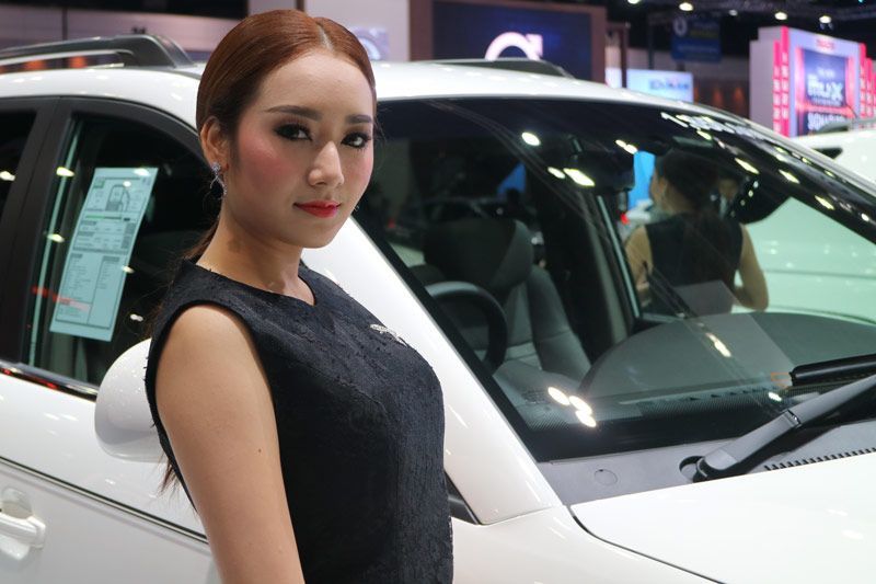 Lihat Cewek Seksi Bangkok Motor Show 2017 7