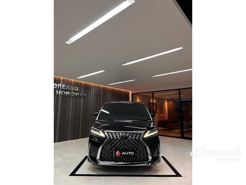 2020 Lexus LM 350 7 Seater MPV