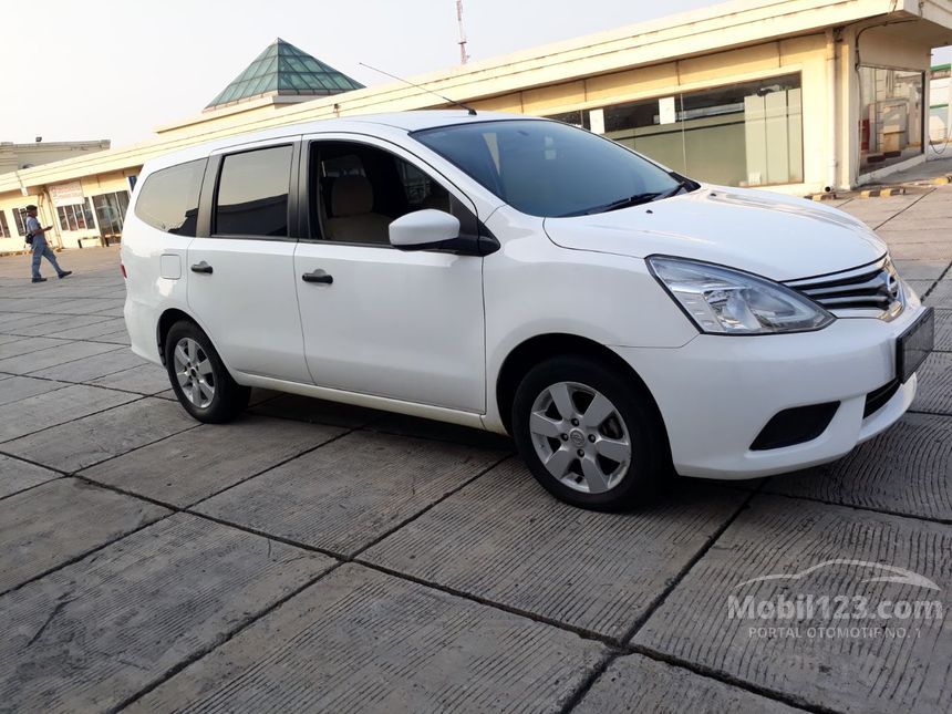 Jual Mobil Nissan Grand Livina 2022 SV 1 5 di DKI Jakarta 