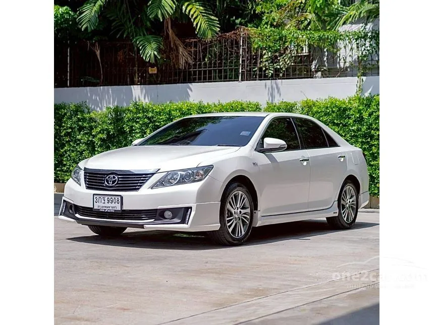 2014 Toyota CAMRY G Extremo Sedan