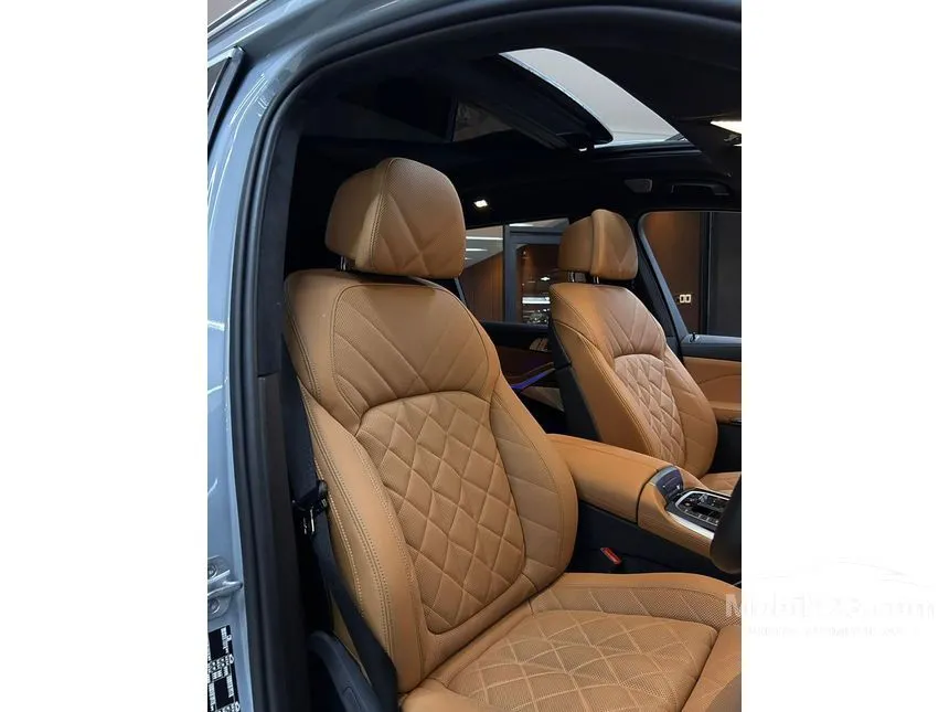 2023 BMW X7 xDrive40i M Sport SUV