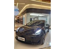 2020 Tesla Model 3 Standard Range Plus Black on Black