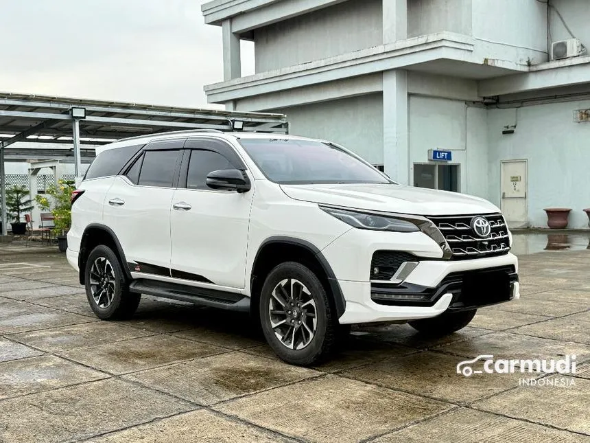 2022 Toyota Fortuner GR Sport 4X2 SUV