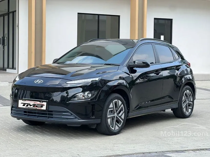 2021 Hyundai Kona Signature SUV