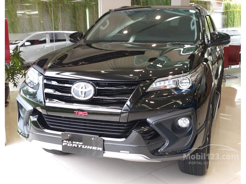 Jual Mobil Toyota Fortuner 2019  TRD 2 4 di DKI Jakarta 