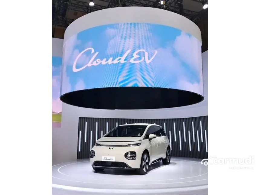 2024 Wuling Cloud EV EV Hatchback