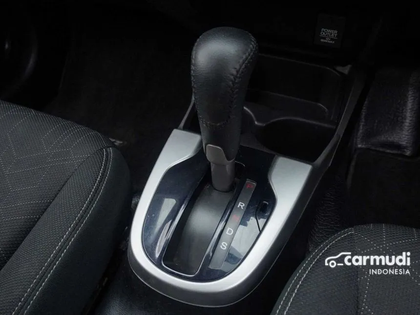 2016 Honda Jazz RS Hatchback