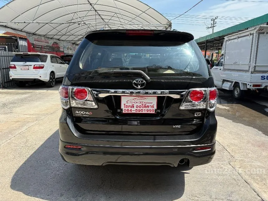 2014 Toyota FORTUNER V SUV