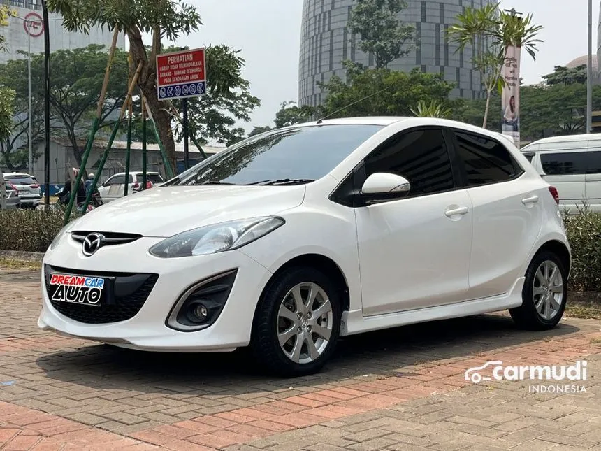 2014 Mazda 2 V Hatchback