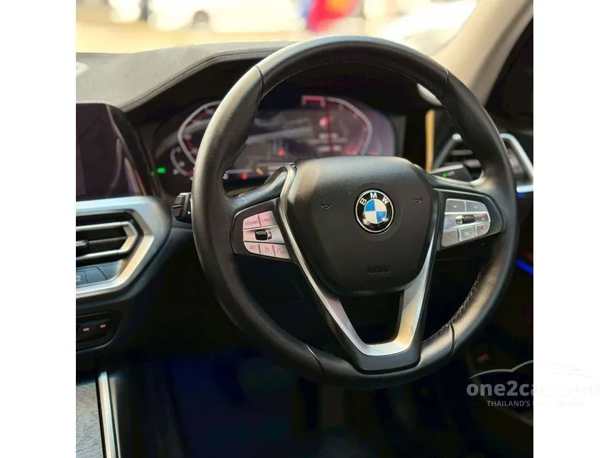 2022 BMW 320Li Luxury Sedan