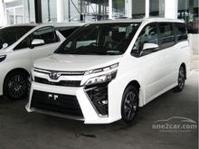 2018 Toyota Voxy 2.0 (ปี 14-17) ZS MPV AT