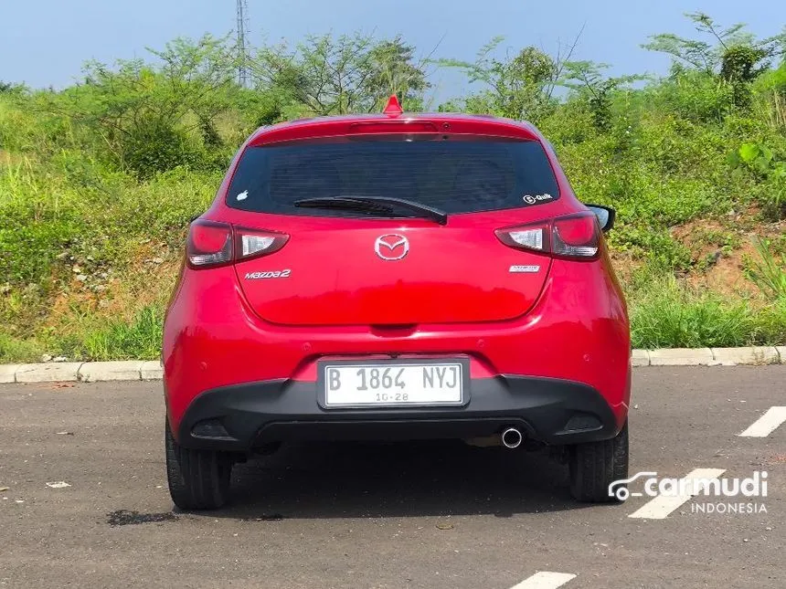 2015 Mazda 2 R Hatchback