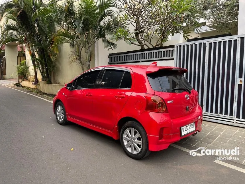 2013 Toyota Yaris E