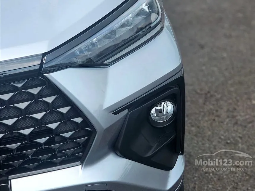 2025 Toyota Veloz (Non Premium Color) MPV