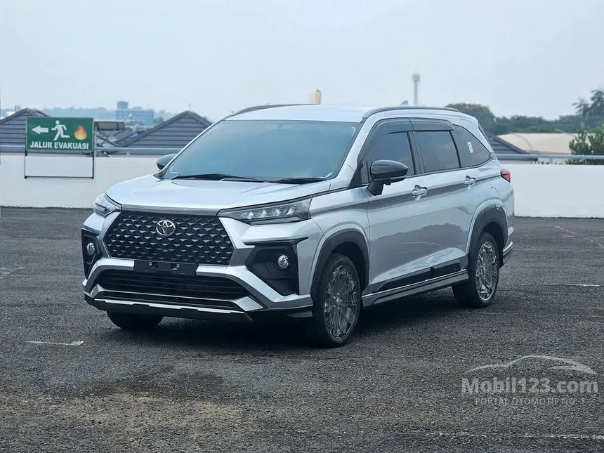 2025 Toyota Veloz (Non Premium Color) MPV