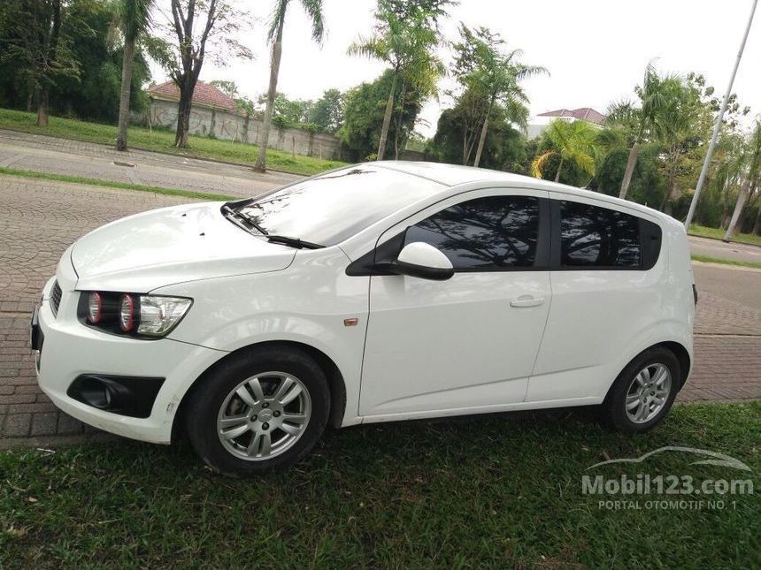 Jual Mobil  Chevrolet  Aveo  2012 LT  1 4 di Jawa Barat Manual 