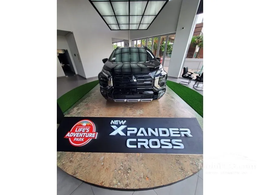 Jual Mobil Mitsubishi Xpander 2024 CROSS 1.5 di Banten Automatic Wagon Hitam Rp 278.000.000