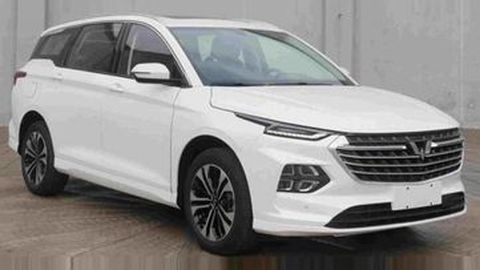 Sangar, Wuling Victory Siap Tantang Toyota Kijang Innova