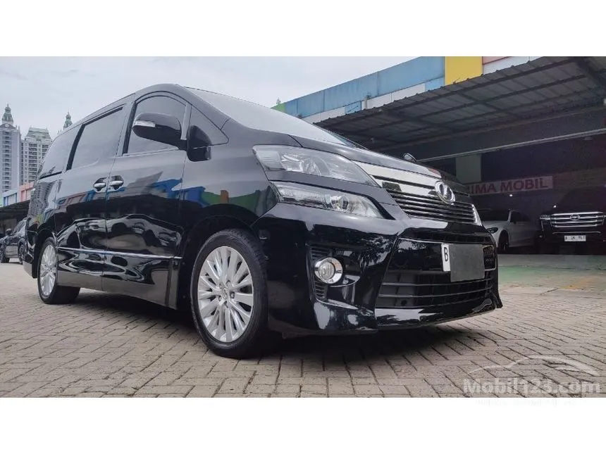 2014 Toyota Vellfire Z MPV