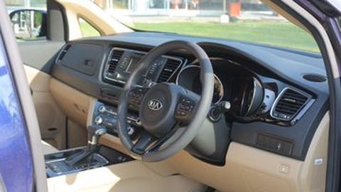 Mengeksplorasi Interior Kia Grand Sedona