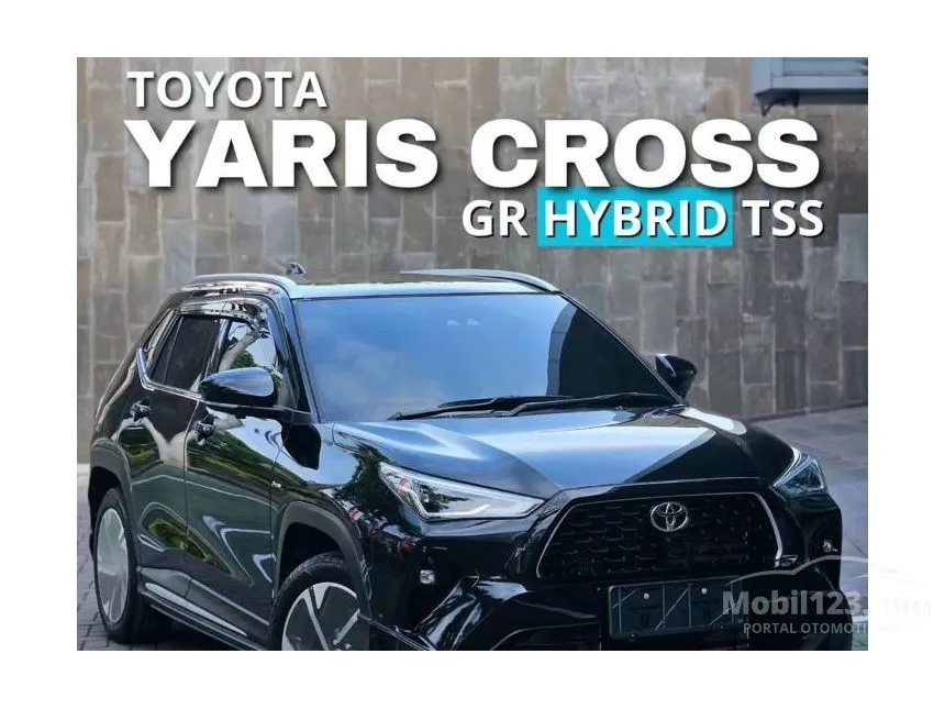 Jual Mobil Toyota Yaris Cross 2023 S HEV GR Parts Aero Package 1.5 di Banten Automatic Wagon Hitam Rp 440.600.000