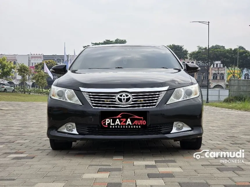 2014 Toyota Camry V Sedan