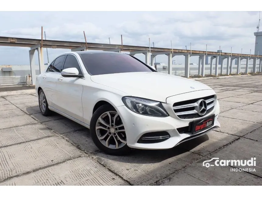 2015 Mercedes-Benz C200 Avantgarde Sedan