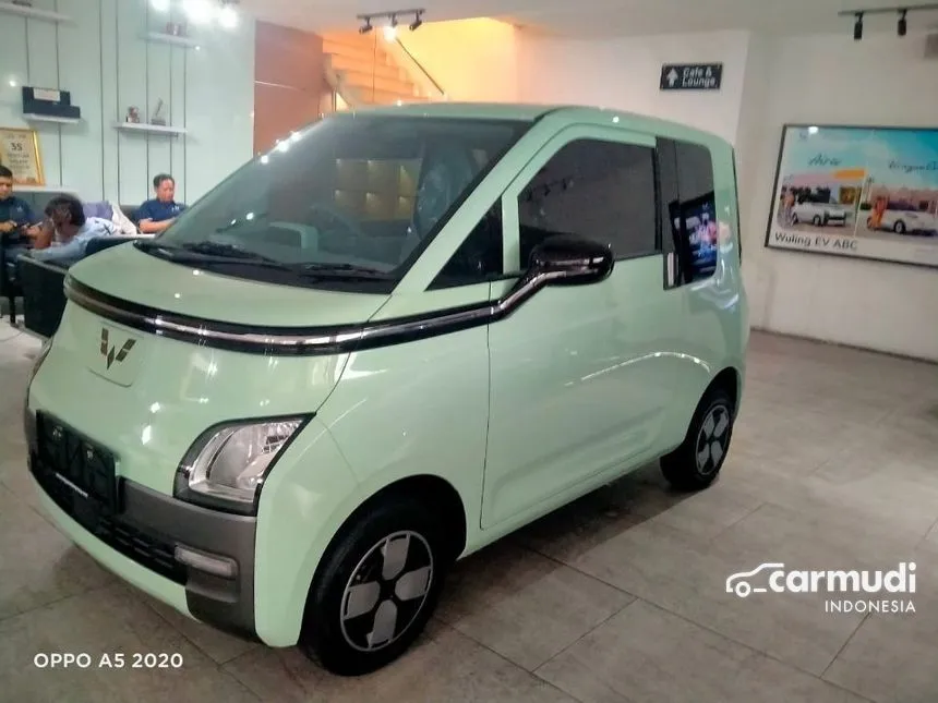 2024 Wuling EV Air ev Lite Long Range Hatchback