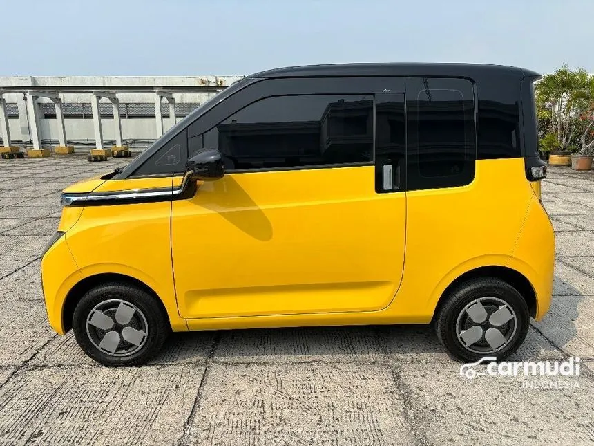 Jual Mobil Wuling EV 2022 Air ev Long Range di Banten Automatic Hatchback Kuning Rp 180.000.000