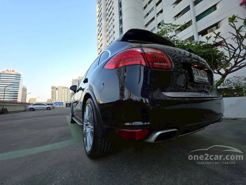 2012 Porsche CAYENNE SUV