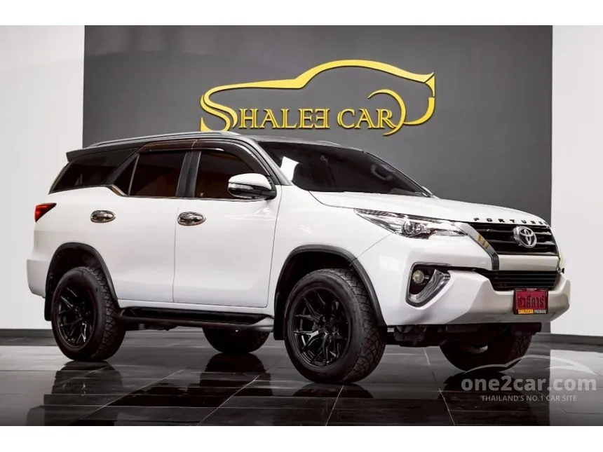 2016 Toyota FORTUNER V SUV