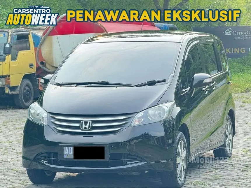 Jual Mobil Honda Freed 2011 Power Sliding Door 1.5 di Jawa Tengah Automatic MPV Hitam Rp 135.000.000