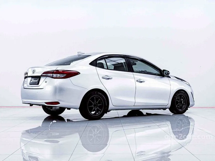 2018 Toyota Yaris Ativ S+ Sedan