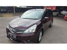 Nissan Grand Livina XV Mt 2015 Merah Maroon