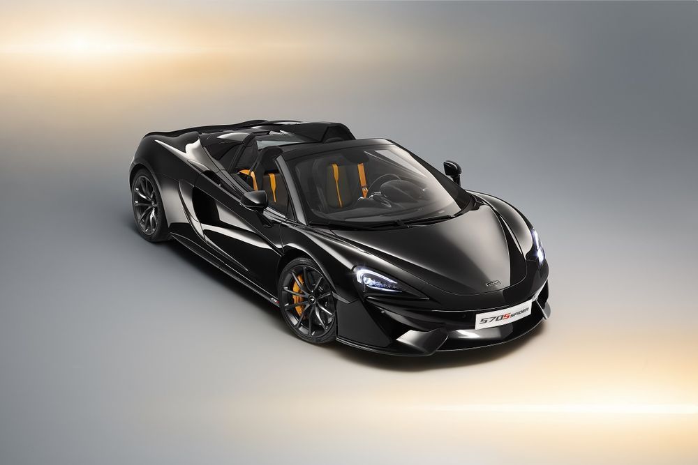 เลือกได้ในแบบคุณ กับ 5 แพ็คของแต่งสำหรับ  570S Spider Design Edition