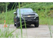 CHEVROLET TRAILBLAZER 2.5 LTZ 2017 BANYAK BONUS PROMO DISKON NYA