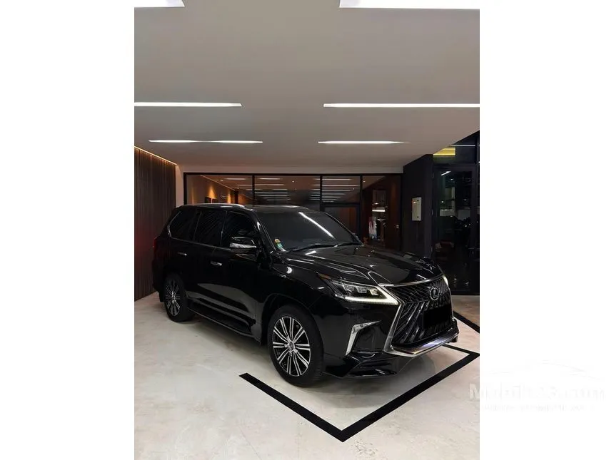 2018 Lexus LX 570 SUV