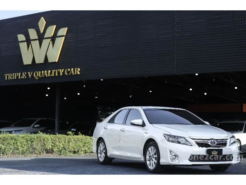 2012 Toyota CAMRY Hybrid DVD Sedan