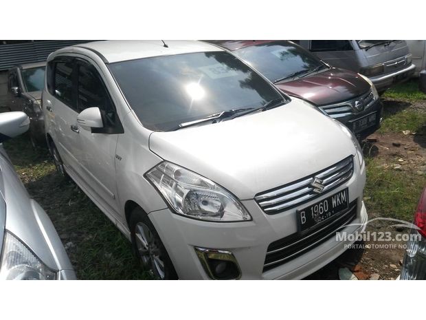 Suzuki Ertiga GX Elegant Mobil bekas dijual di Indonesia 