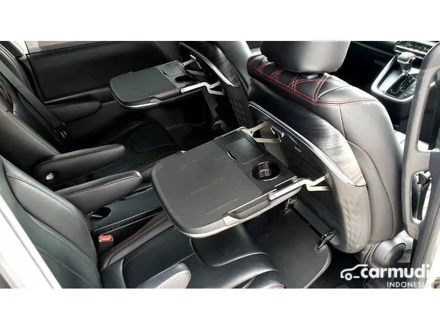 2023 Toyota Voxy (Premium Color) MPV