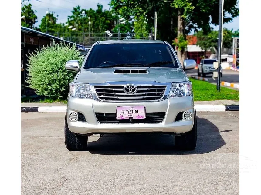 2012 Toyota HILUX VIGO Champ E Double Cab Pickup