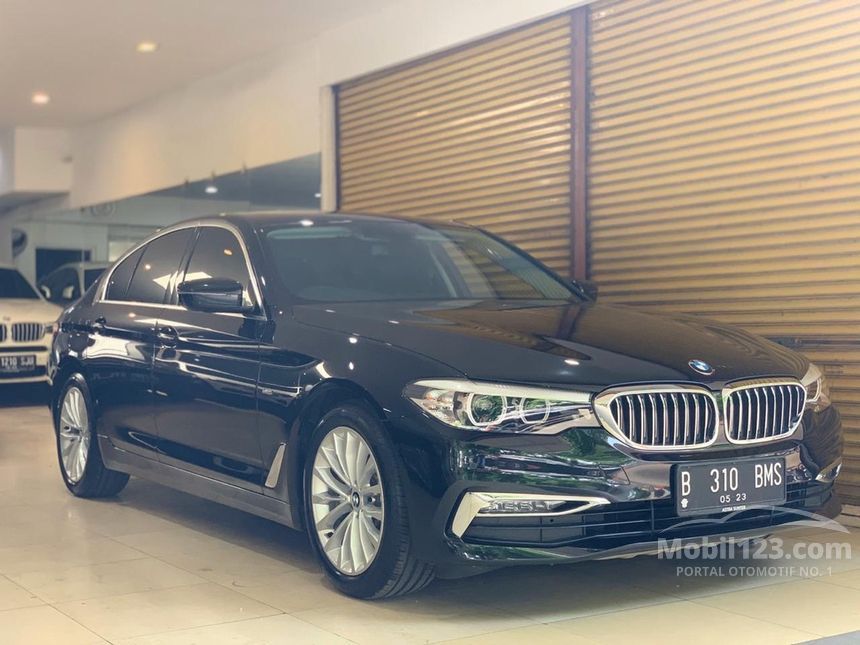 Jual Mobil BMW 530i 2018 Luxury 2.0 di DKI Jakarta Automatic Sedan ...