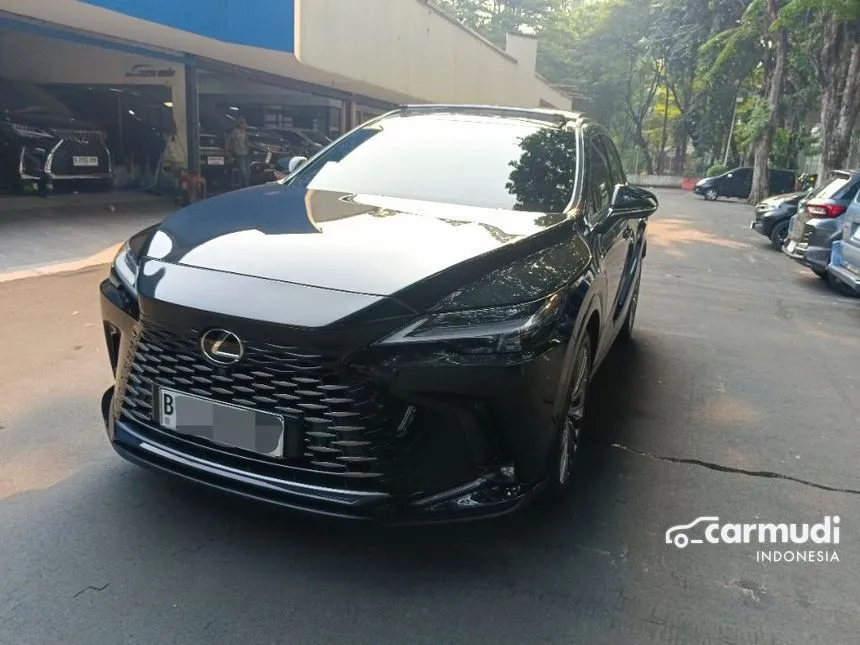 2024 Lexus RX 450h+ Luxury SUV