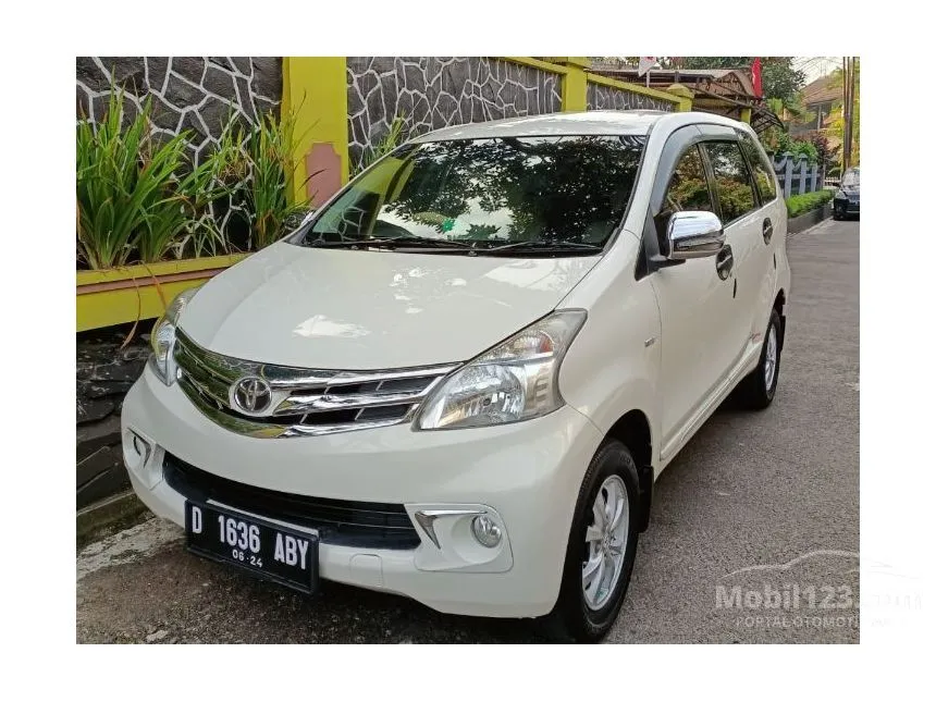 Jual Mobil Toyota Avanza 2014 G 1.3 di Jawa Barat Automatic MPV Putih Rp 139.000.000