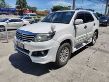 2011 Toyota Fortuner 2.7 (ปี 12-15) V Wagon