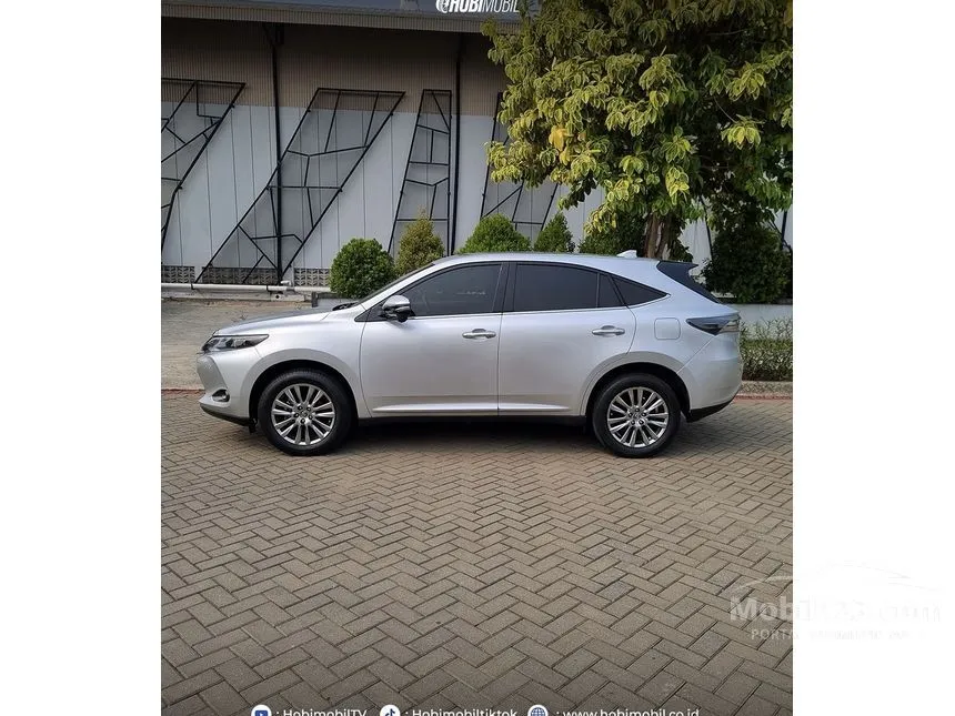 2014 Toyota Harrier SUV