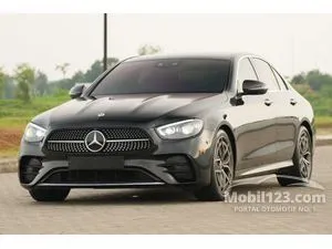 2022 Mercedes-Benz E300 2.0 AMG Line Sedan
